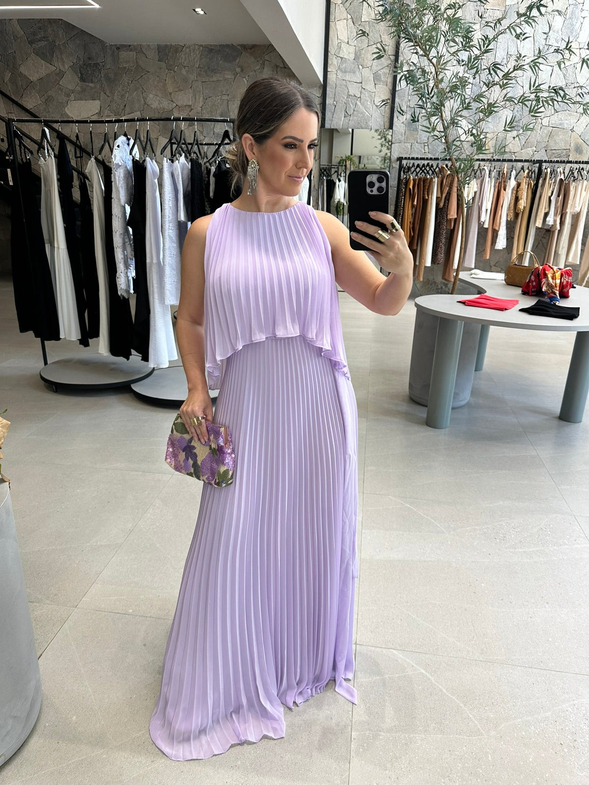 Vestido Plissado Sem Manga